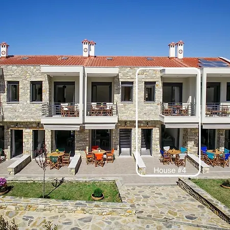 Liotrivi Houses At Old Nikiti Exterior photo